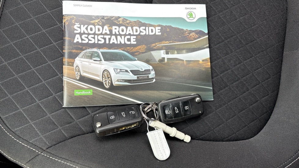 Skoda Yeti Outdoor 2.0 TDI CR SE Drive 5dr Diesel Estate - Image 21