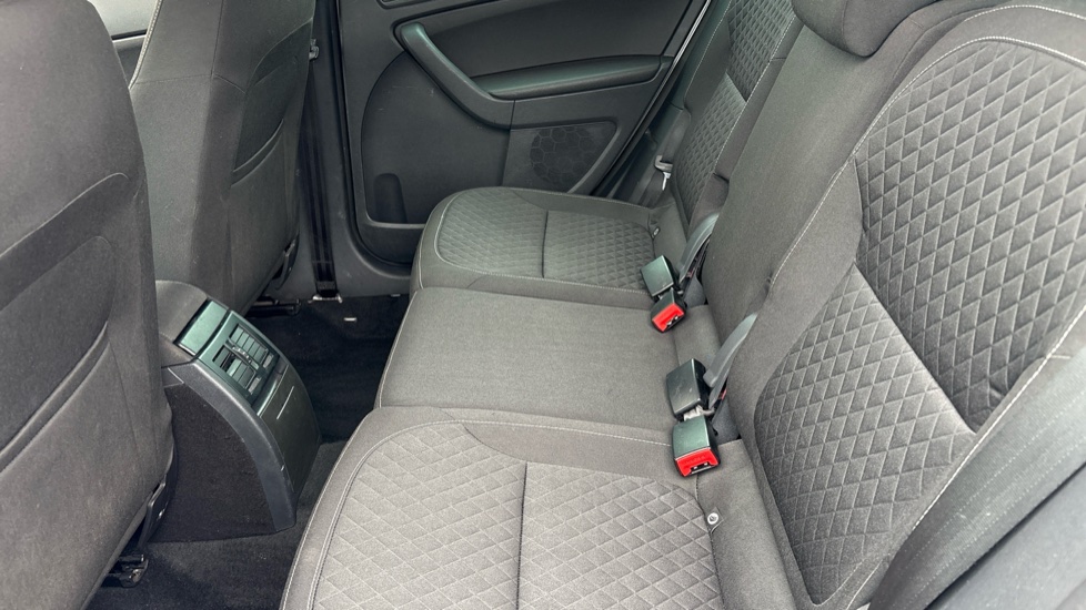 Skoda Yeti Outdoor 2.0 TDI CR SE Drive 5dr Diesel Estate - Image 30