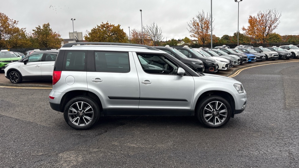 Skoda Yeti Outdoor 2.0 TDI CR SE Drive 5dr Diesel Estate - Image 37