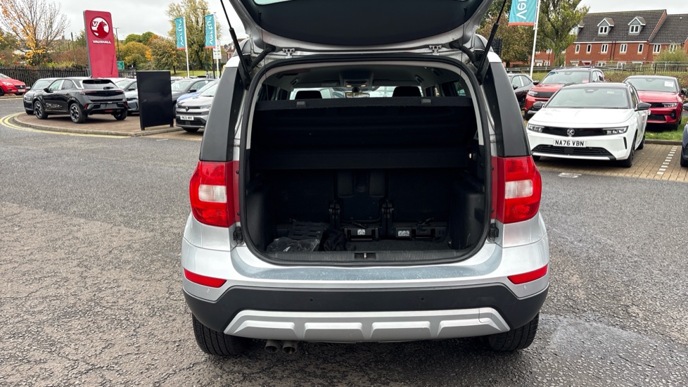 Skoda Yeti Outdoor 2.0 TDI CR SE Drive 5dr Diesel Estate - Image 43