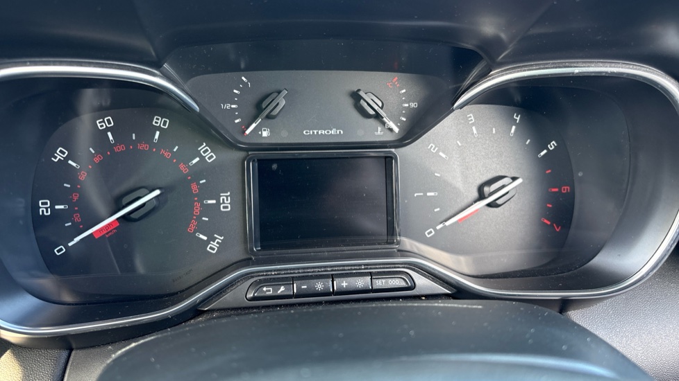 Citroen C3 Aircross 1.2 PureTech Flair 5dr Petrol Hatchback - Image 24