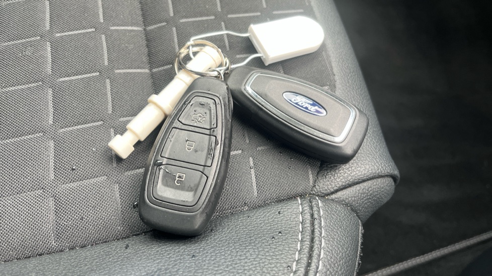 Ford Fiesta 1.0 EcoBoost Hybrid mHEV 125 Titanium X 5dr Petrol Hatchback - Image 20