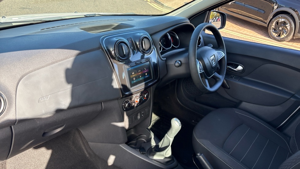 Dacia Sandero 1.0 SCe Comfort 5dr Petrol Hatchback - Image 9