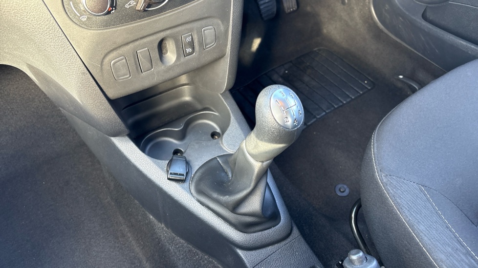 Dacia Sandero 1.0 SCe Comfort 5dr Petrol Hatchback - Image 13