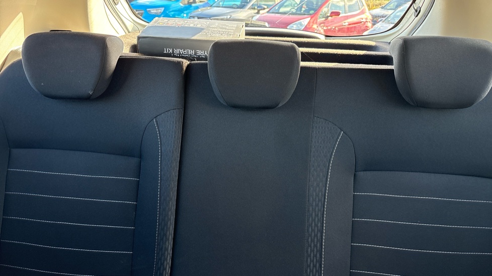 Dacia Sandero 1.0 SCe Comfort 5dr Petrol Hatchback - Image 23