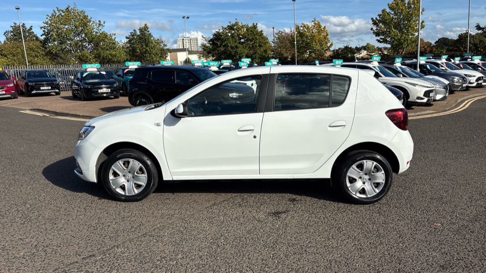 Dacia Sandero 1.0 SCe Comfort 5dr Petrol Hatchback - Image 31