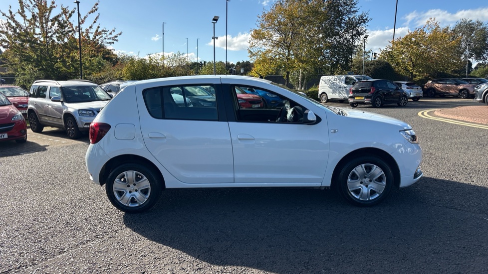 Dacia Sandero 1.0 SCe Comfort 5dr Petrol Hatchback - Image 37