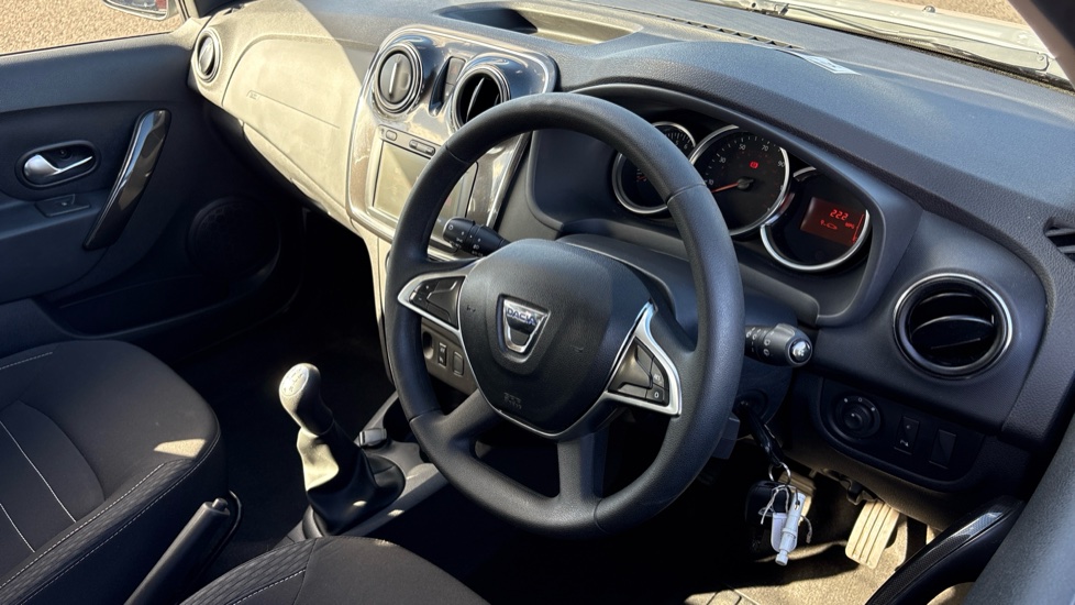 Dacia Sandero 1.0 SCe Comfort 5dr Petrol Hatchback - Image 38