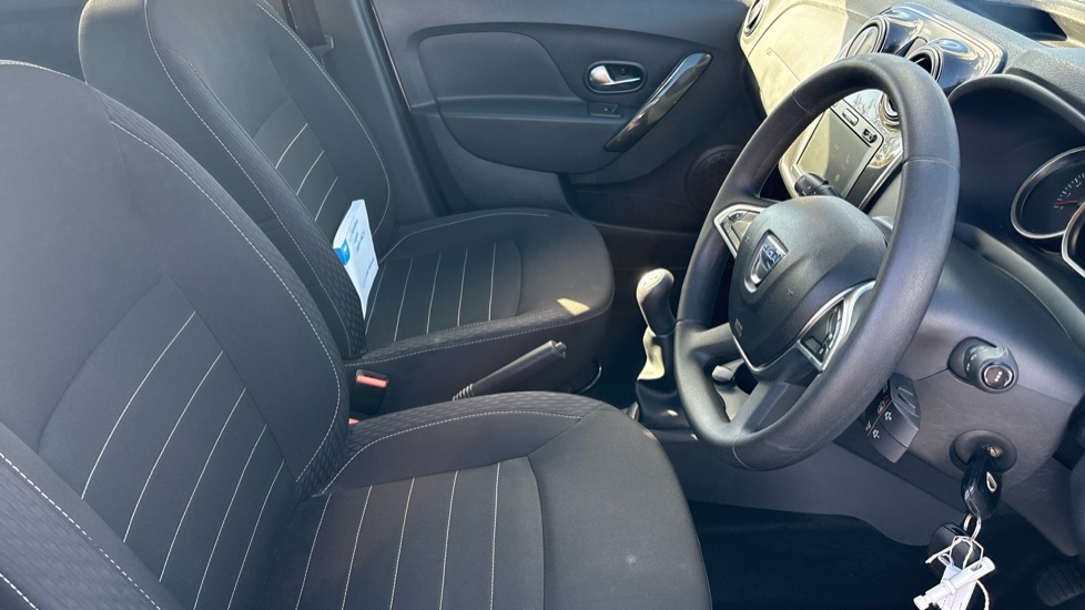 Dacia Sandero 1.0 SCe Comfort 5dr Petrol Hatchback - Image 39