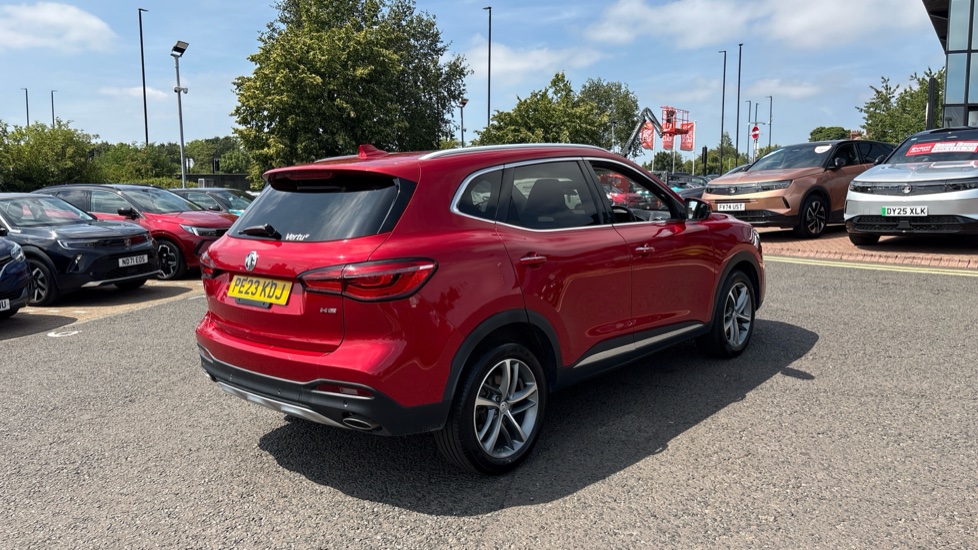 MG HS 1.5 T-GDI Exclusive 5dr Petrol Hatchback - Image 38