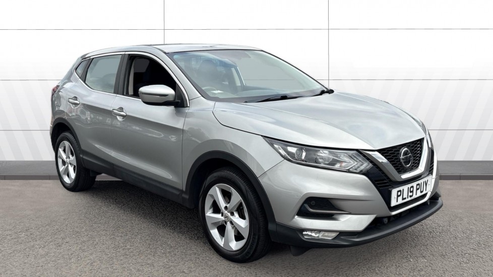 Nissan Qashqai 1.3 DiG-T 160 Acenta Premium 5dr DCT Petrol Hatchback - Image 1