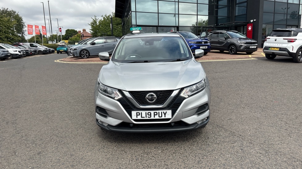 Nissan Qashqai 1.3 DiG-T 160 Acenta Premium 5dr DCT Petrol Hatchback - Image 33