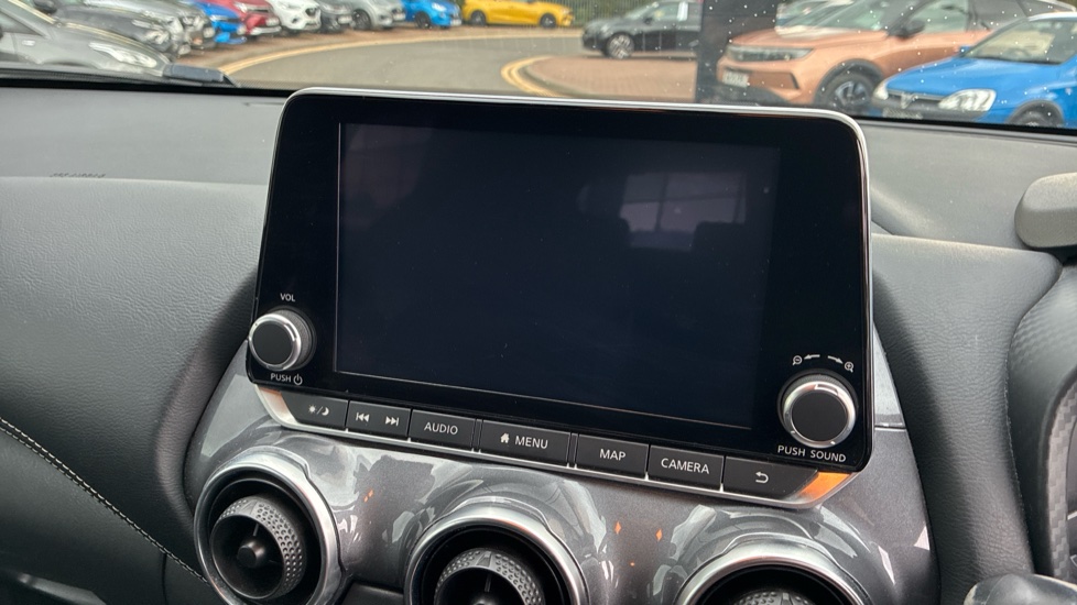 Nissan Juke 1.0 DiG-T 114 N-Connecta 5dr Petrol Hatchback - Image 12