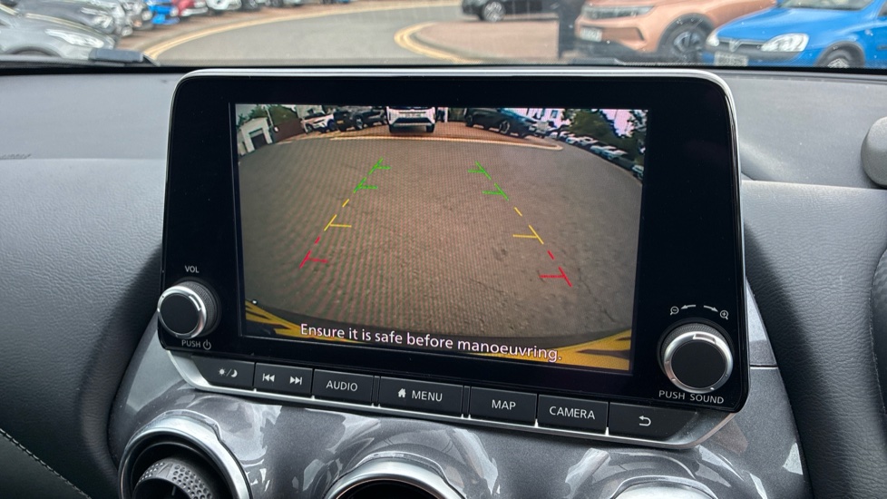 Nissan Juke 1.0 DiG-T 114 N-Connecta 5dr Petrol Hatchback - Image 21
