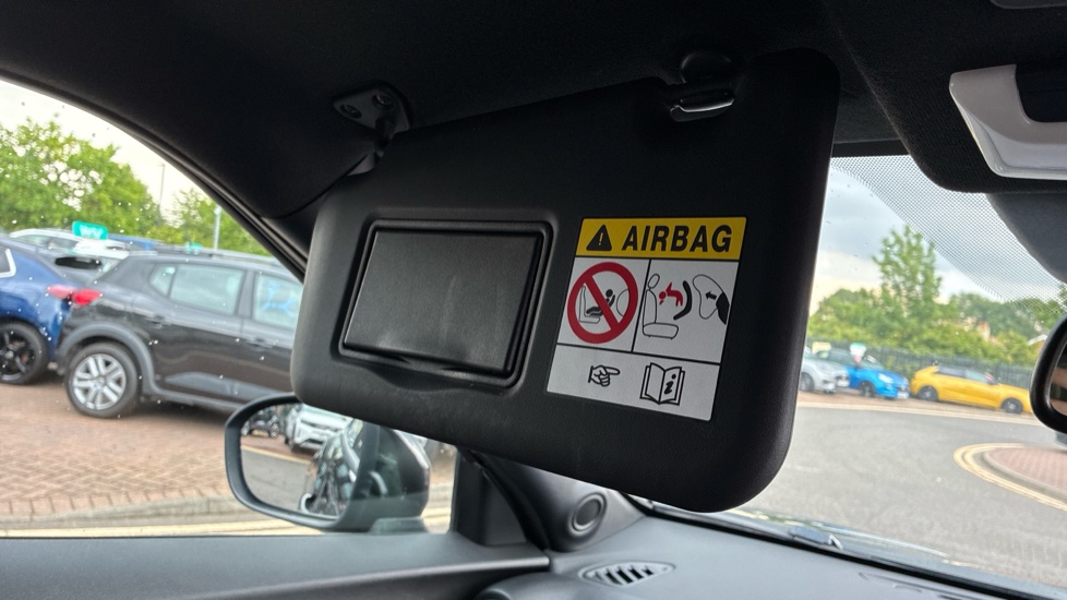 Nissan Juke 1.0 DiG-T 114 N-Connecta 5dr Petrol Hatchback - Image 29