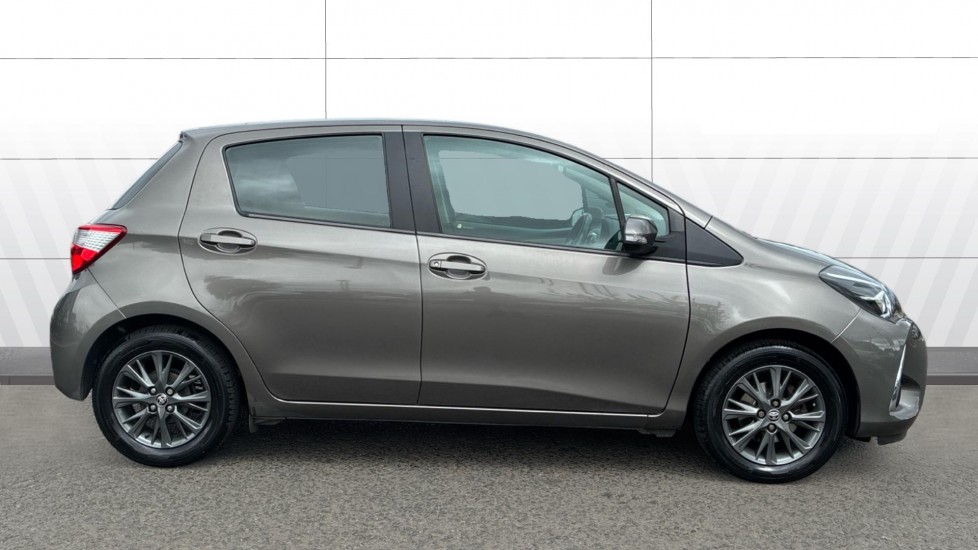 Toyota Yaris 1.5 VVT-i Icon 5dr Petrol Hatchback - Image 5