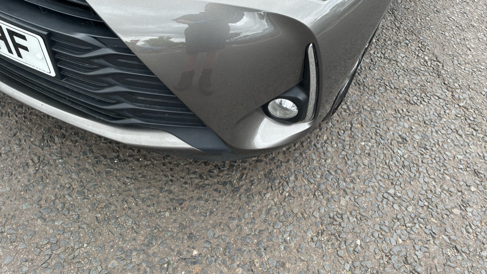Toyota Yaris 1.5 VVT-i Icon 5dr Petrol Hatchback - Image 50