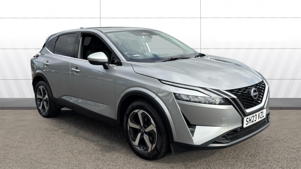 Nissan Qashqai 1.3 DiG-T MH N-Connecta 5dr Petrol Hatchback - Image 1