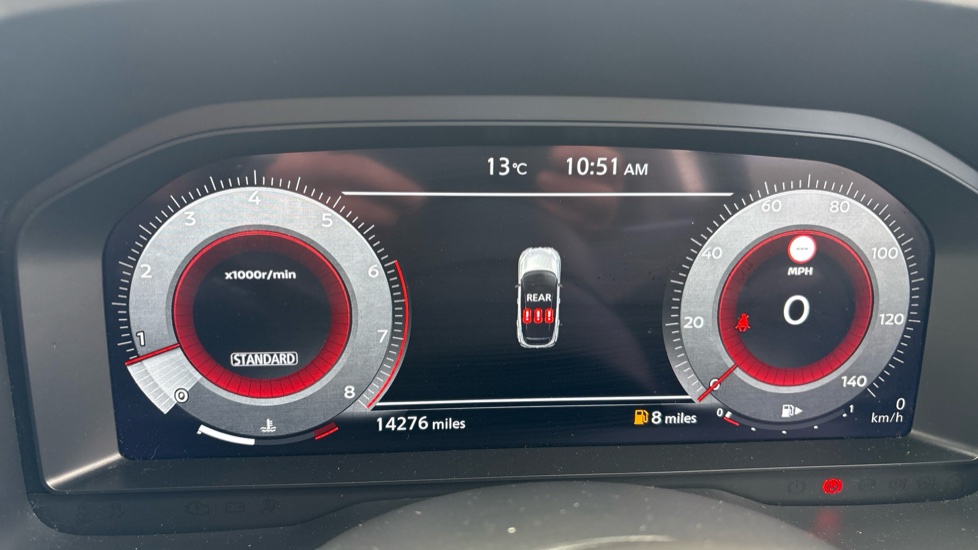 Nissan Qashqai 1.3 DiG-T MH N-Connecta 5dr Petrol Hatchback - Image 18