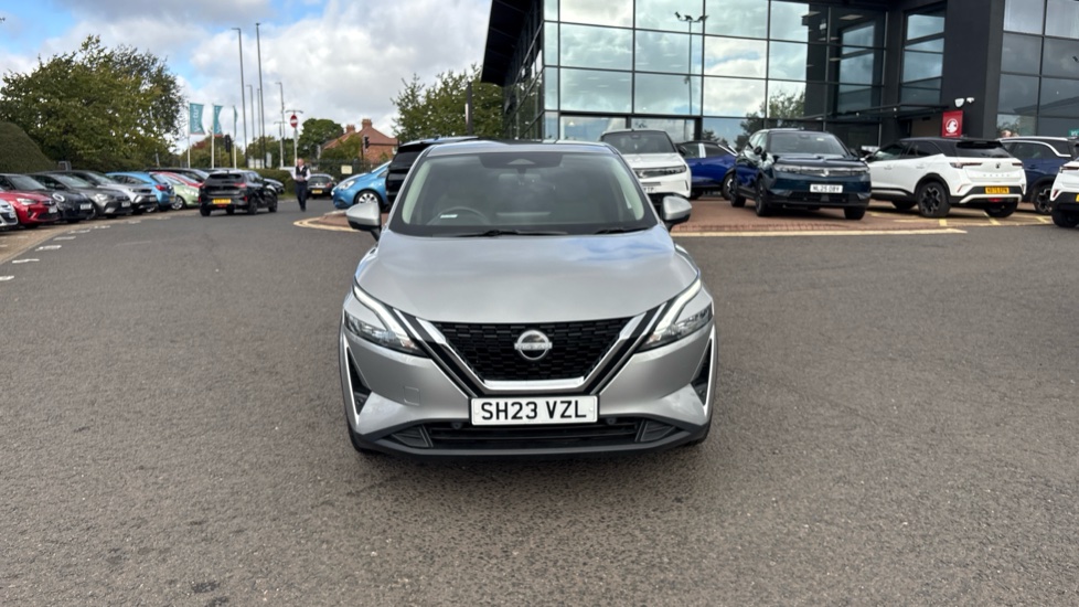 Nissan Qashqai 1.3 DiG-T MH N-Connecta 5dr Petrol Hatchback - Image 34