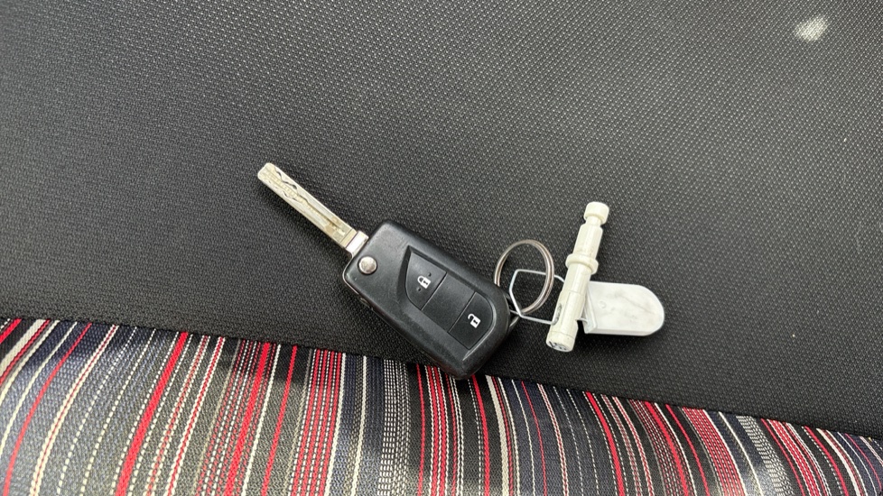 Citroen C1 1.0 VTi Feel 3dr Petrol Hatchback - Image 21