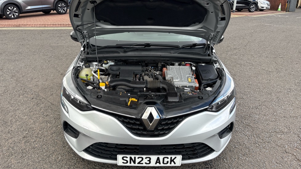 Renault Clio 1.6 E-TECH full hybrid 145 Evolution 5dr Auto Hybrid Hatchback - Image 8