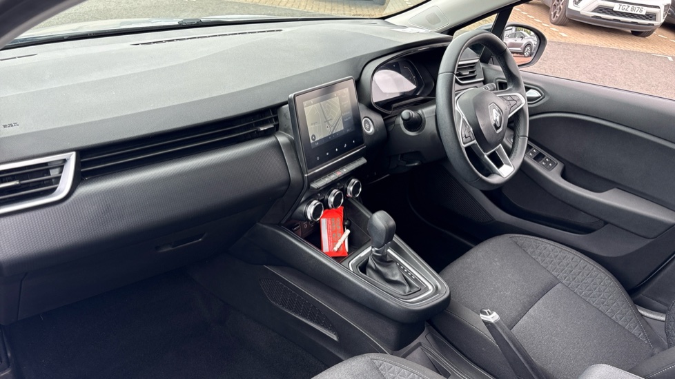 Renault Clio 1.6 E-TECH full hybrid 145 Evolution 5dr Auto Hybrid Hatchback - Image 9