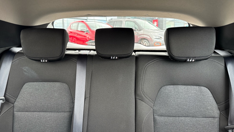 Renault Clio 1.6 E-TECH full hybrid 145 Evolution 5dr Auto Hybrid Hatchback - Image 15