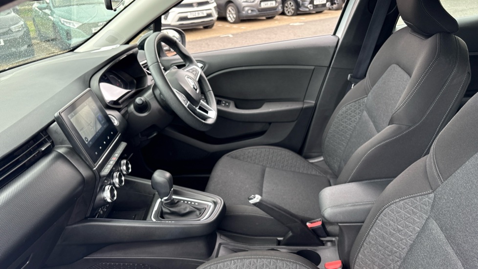 Renault Clio 1.6 E-TECH full hybrid 145 Evolution 5dr Auto Hybrid Hatchback - Image 28