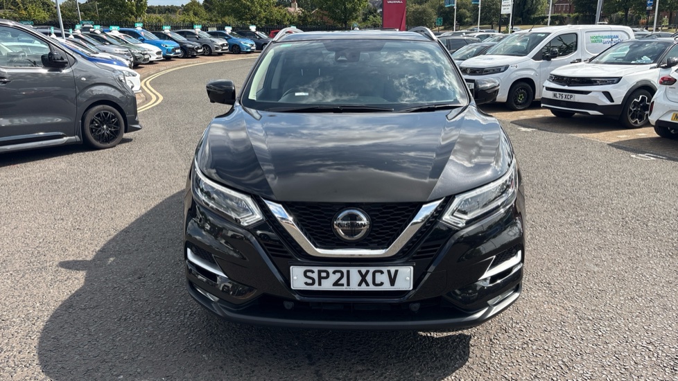 Nissan Qashqai 1.3 DiG-T N-Motion 5dr Petrol Hatchback - Image 35