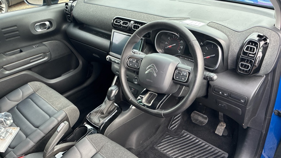 Citroen C3 Aircross 1.2 PureTech 130 Shine Plus 5dr EAT6 Petrol Hatchback - Image 11