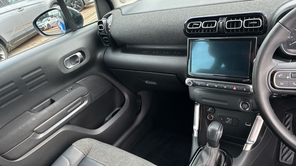 Citroen C3 Aircross 1.2 PureTech 130 Shine Plus 5dr EAT6 Petrol Hatchback - Image 14