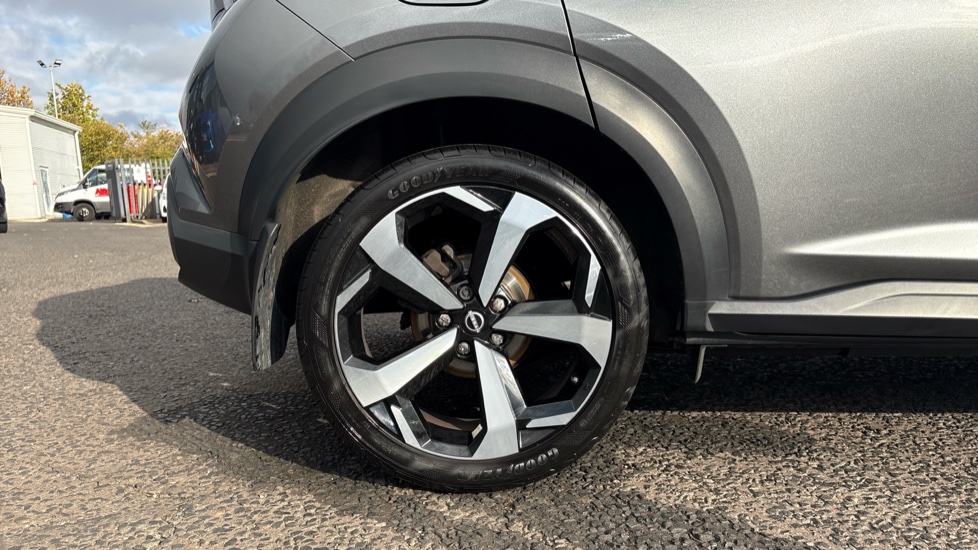 Nissan Juke 1.0 DiG-T 114 Tekna 5dr DCT Petrol Hatchback - Image 7