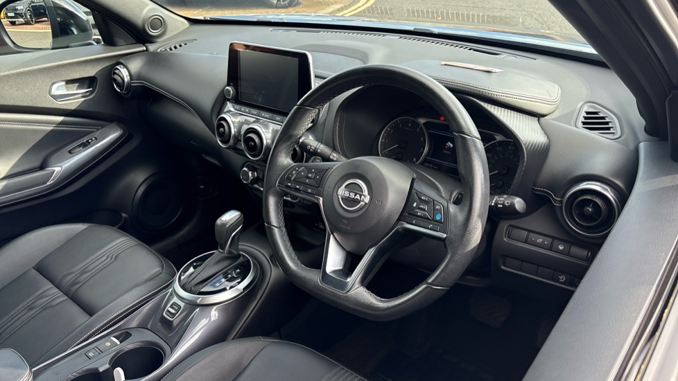Nissan Juke 1.0 DiG-T 114 Tekna 5dr DCT Petrol Hatchback - Image 11