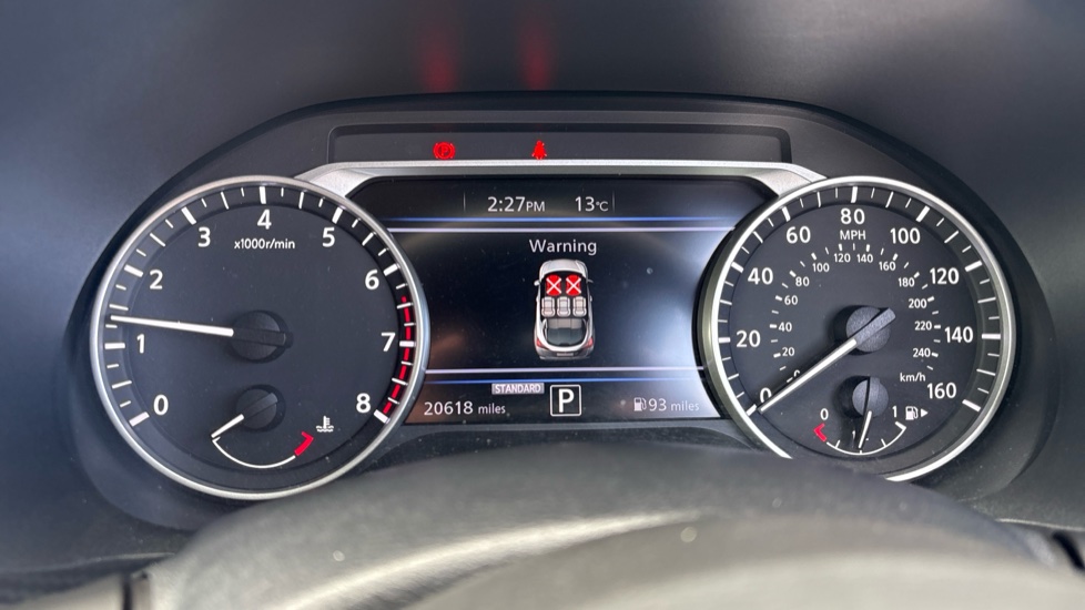 Nissan Juke 1.0 DiG-T 114 Tekna 5dr DCT Petrol Hatchback - Image 18