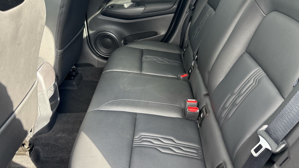 Nissan Juke 1.0 DiG-T 114 Tekna 5dr DCT Petrol Hatchback - Image 30