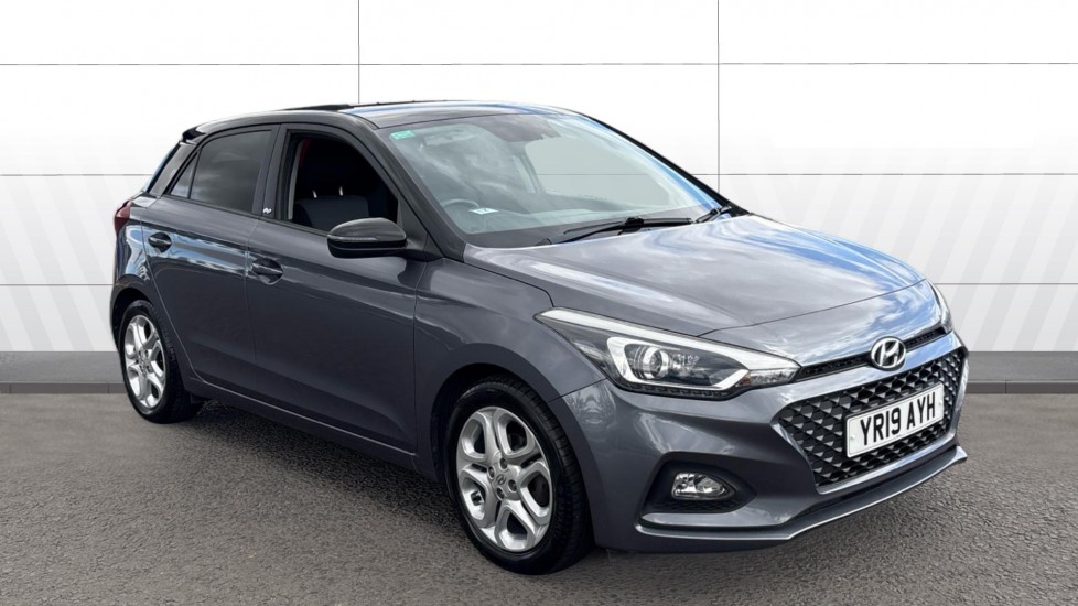 Hyundai i20 1.2 MPi Play 5dr Petrol Hatchback - Image 1