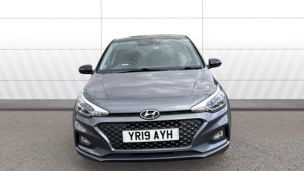 Hyundai i20 1.2 MPi Play 5dr Petrol Hatchback - Image 3