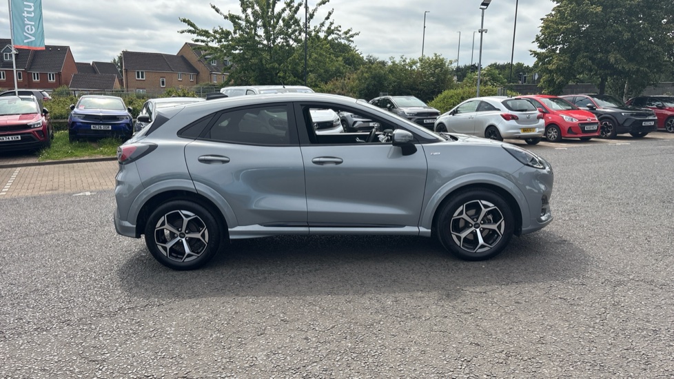 Ford Puma 1.0 EcoBoost Hybrid mHEV ST-Line 5dr Petrol Hatchback - Image 39