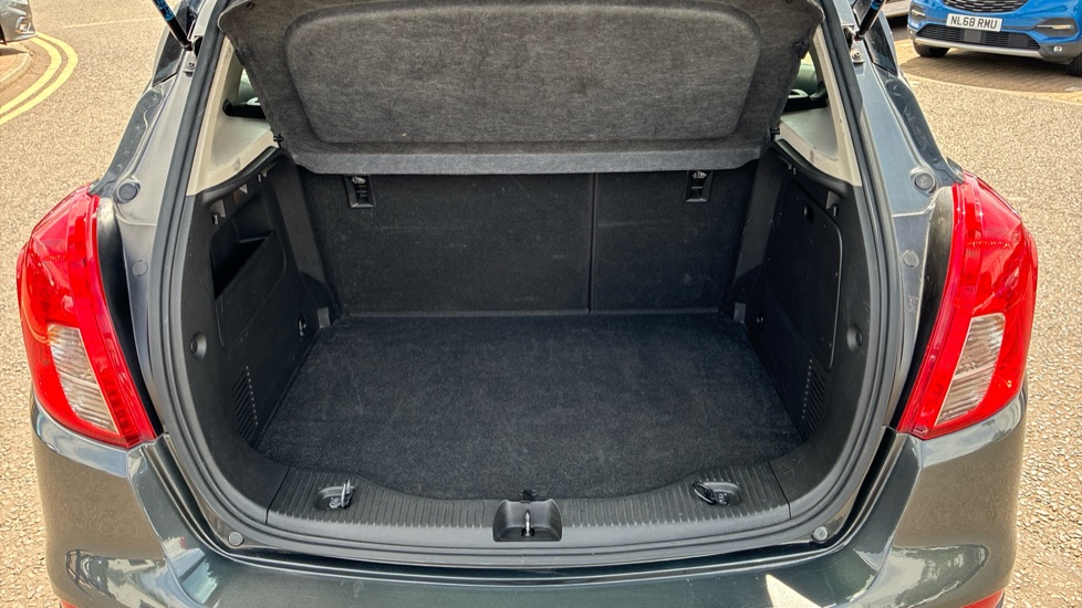 Vauxhall Mokka X 1.4T ecoTEC Active 5dr Petrol Hatchback - Image 4
