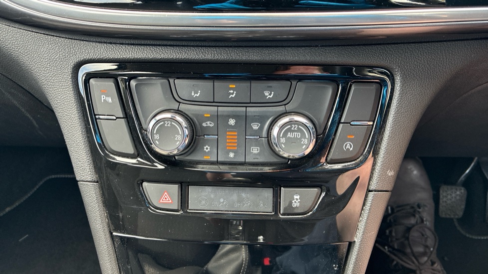 Vauxhall Mokka X 1.4T ecoTEC Active 5dr Petrol Hatchback - Image 38