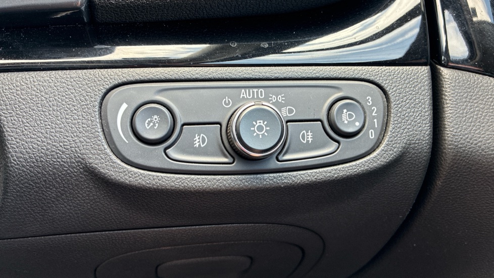 Vauxhall Mokka X 1.4T ecoTEC Active 5dr Petrol Hatchback - Image 43