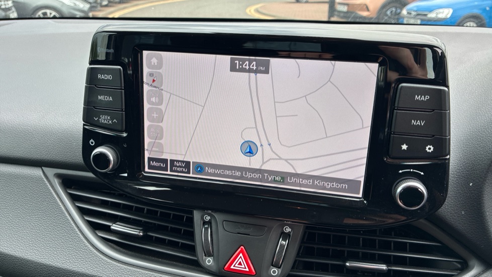 Hyundai i30 1.6 CRDi SE Nav 5dr Diesel Hatchback - Image 36