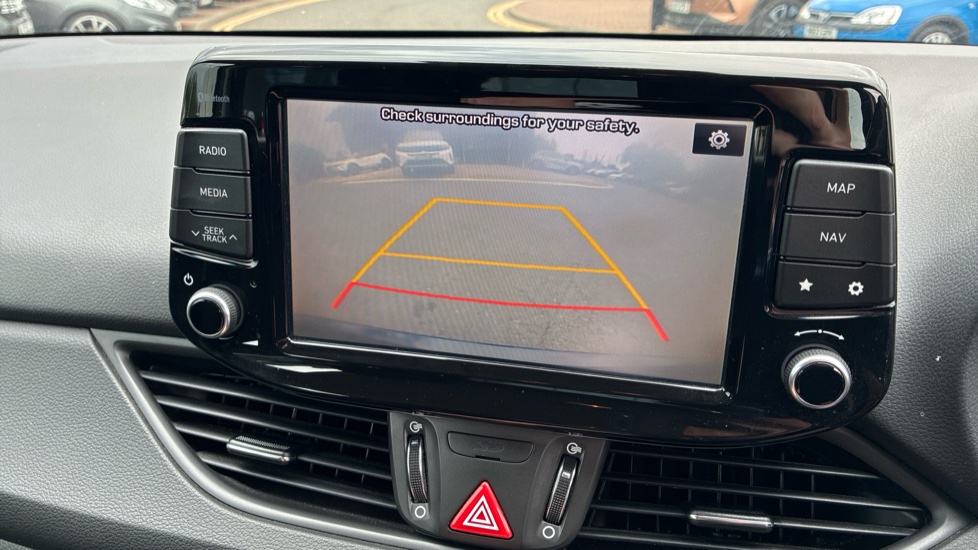 Hyundai i30 1.6 CRDi SE Nav 5dr Diesel Hatchback - Image 37