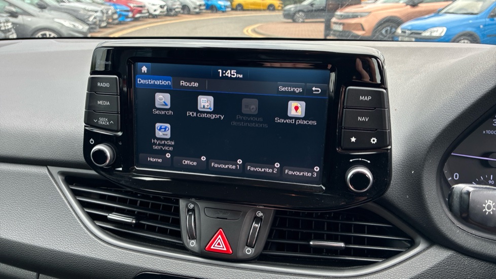 Hyundai i30 1.6 CRDi SE Nav 5dr Diesel Hatchback - Image 39