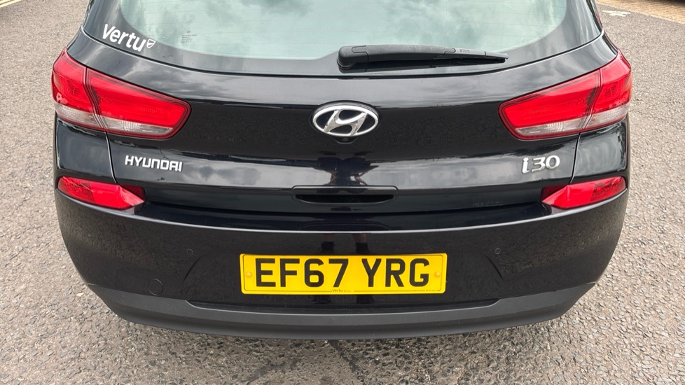 Hyundai i30 1.6 CRDi SE Nav 5dr Diesel Hatchback - Image 43