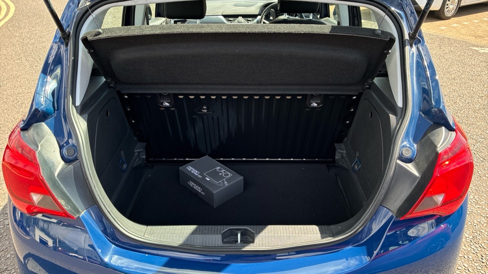 Vauxhall Corsa 1.4 Energy 5dr [AC] Petrol Hatchback - Image 4