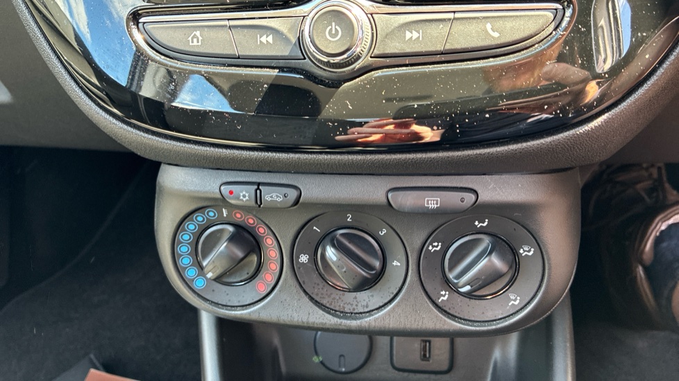 Vauxhall Corsa 1.4 Energy 5dr [AC] Petrol Hatchback - Image 31