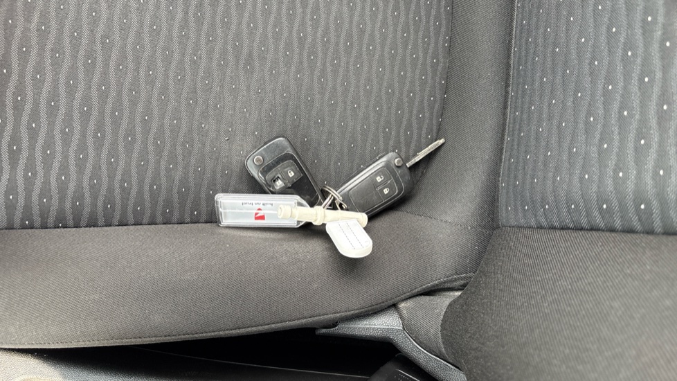 Vauxhall Corsa 1.4 ecoFLEX Energy 3dr [AC] Petrol Hatchback - Image 22