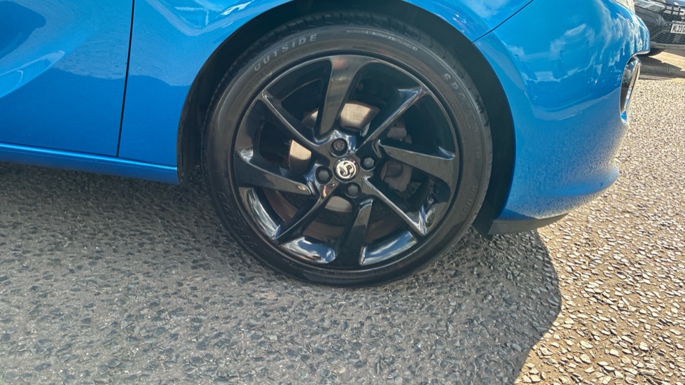 Vauxhall Adam 1.2i Griffin 3dr Petrol Hatchback - Image 62